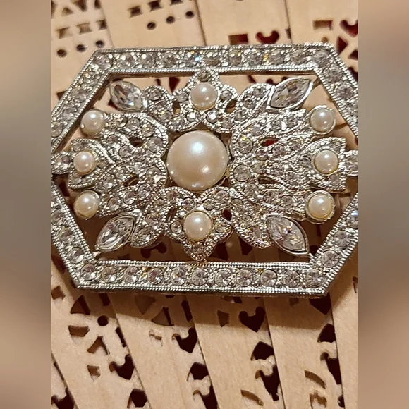 Vintage Brooch for sale - Picture 3 of 9